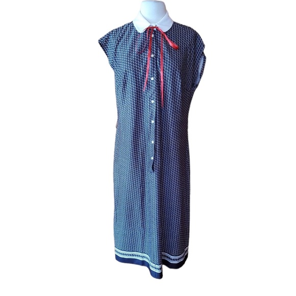 Vintage Dresses & Skirts - Vintage Unlabeled Black & White‎ Career Dress